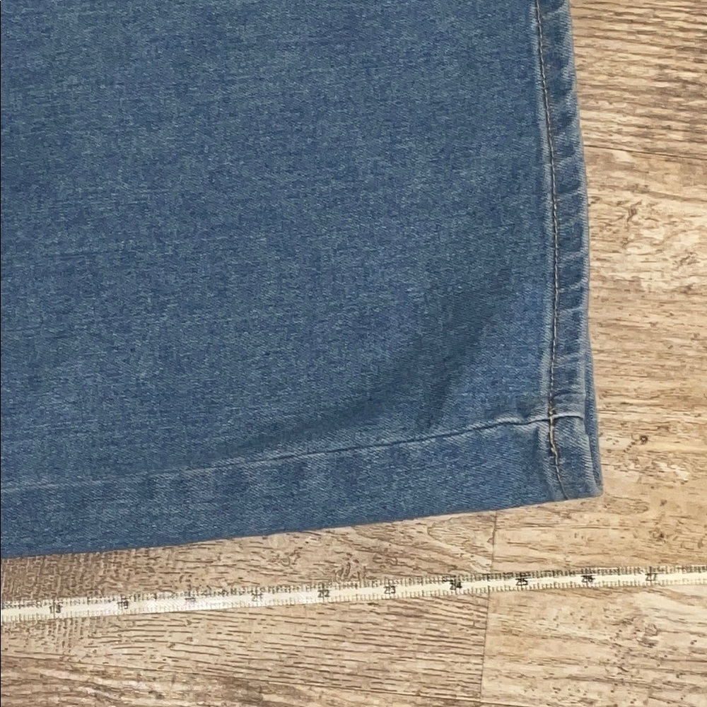 Women Blue Jeans - Picture 6 of 7